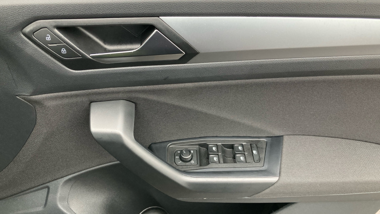 Volkswagen T-Roc 1.5 TSI Match 5dr DSG Petrol Hatchback